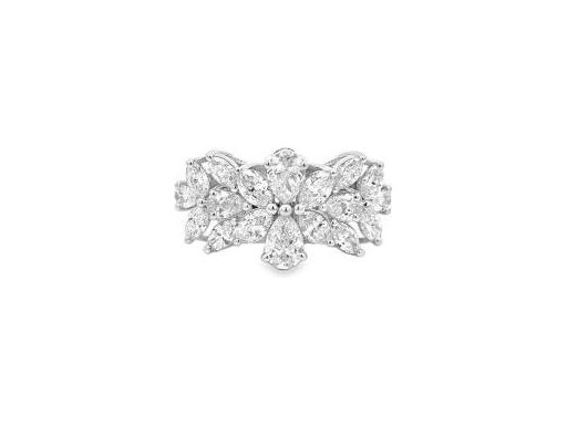 18K White Gold Floral Cluster Ring with Natural Pear-Shaped and Marquise Diamonds